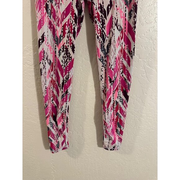 Victoria’s Secret Sport Geometric Knockout Athletic Leggings - Picture 4 of 10